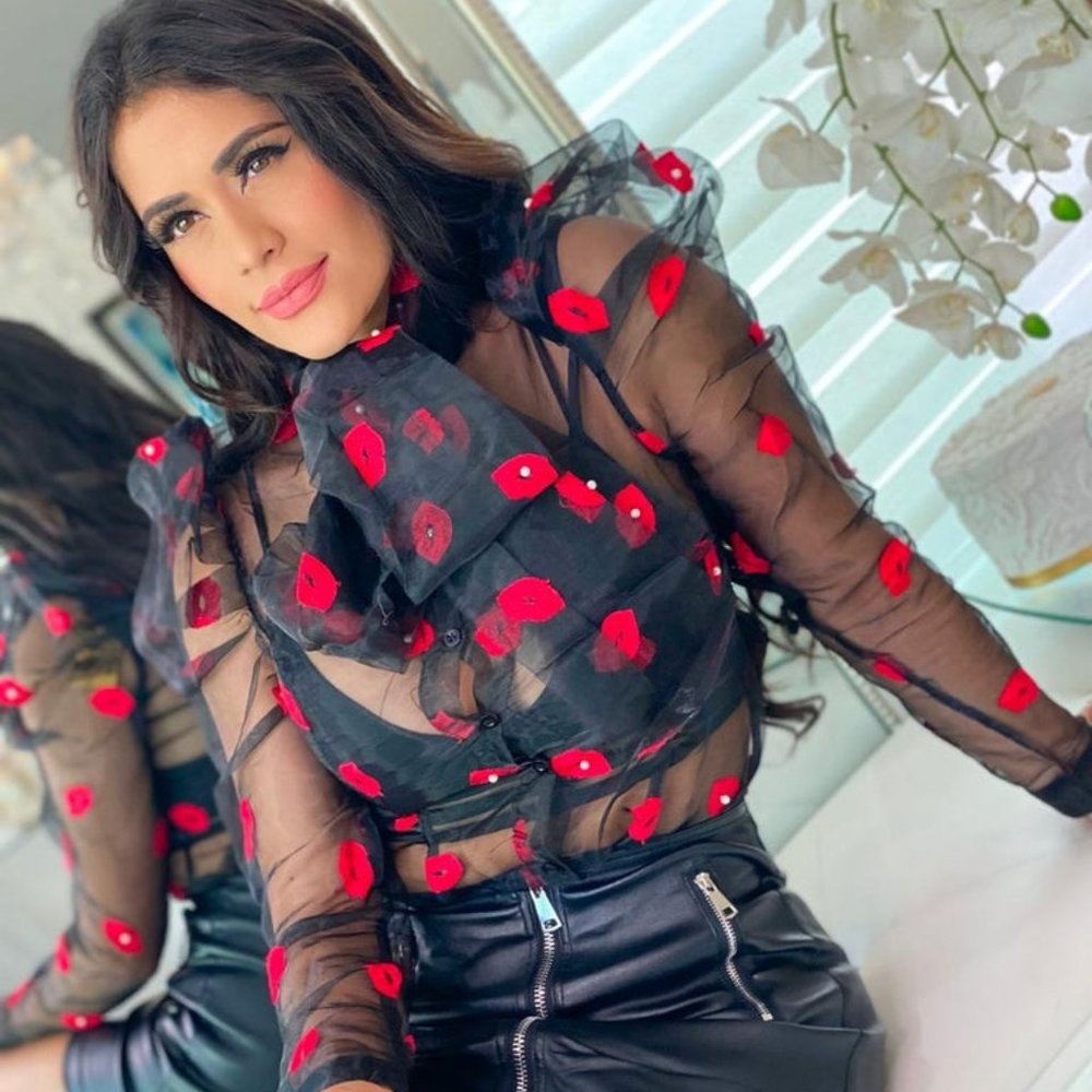 Fashion Blouse Kiss